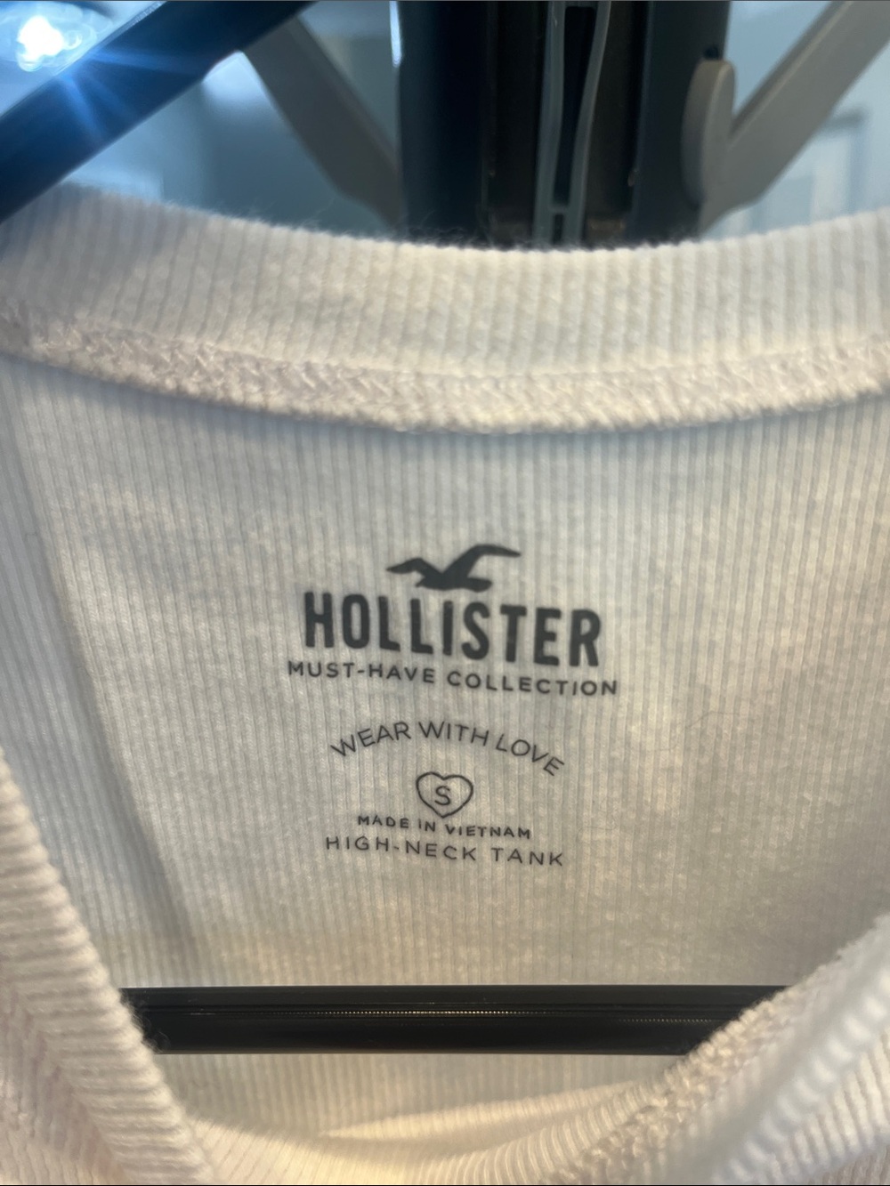 Hollister White Ribbed High-Neck Tank Top - Picture 3 of 4